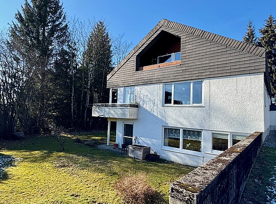 Foto: Attraktive 5-Zimmer-Wohnung in begehrter Wohnlage in Lindenberg i. Allgäu